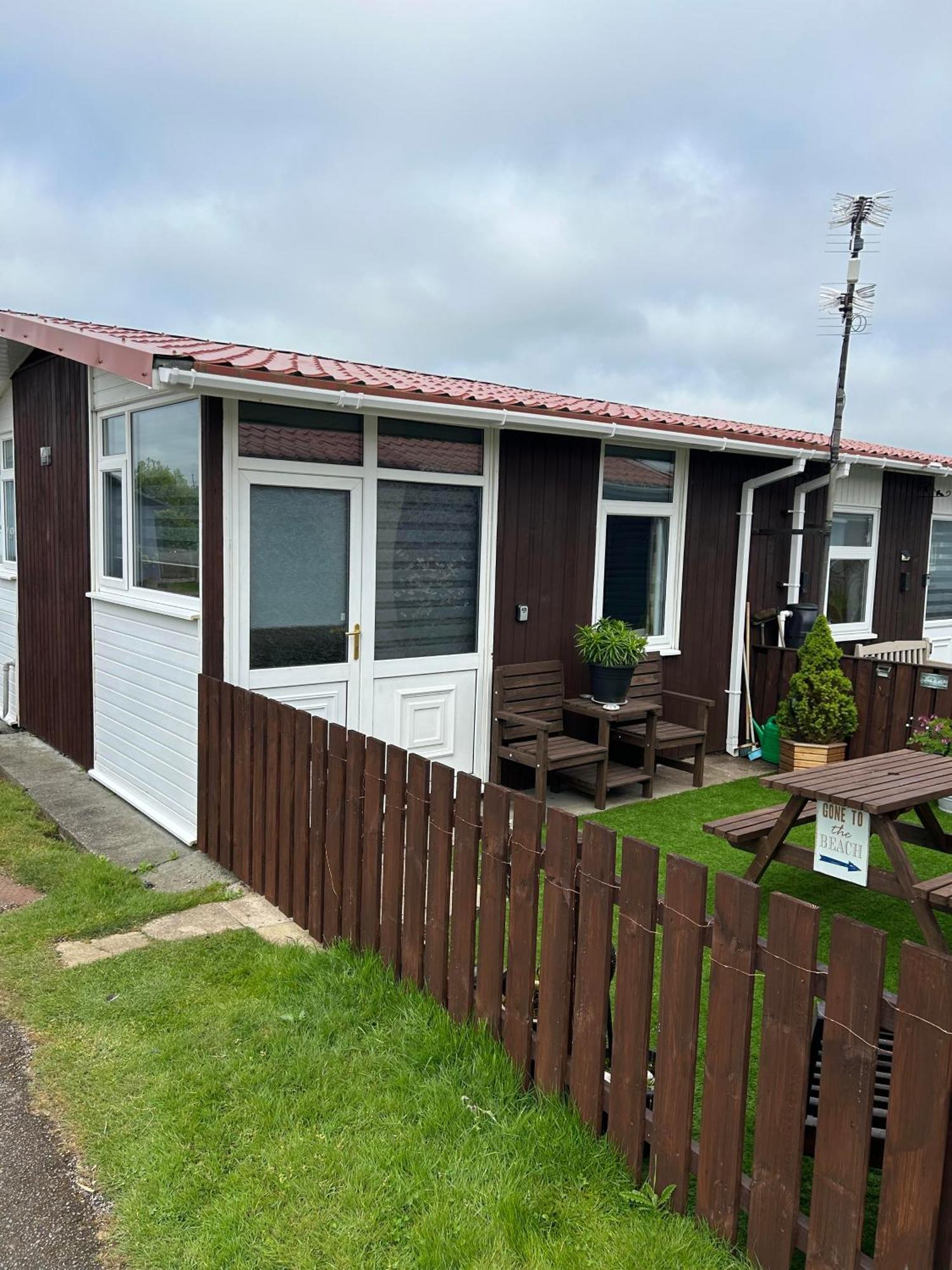 Cozy Seaside Chalet In 布里德灵顿 外观 照片